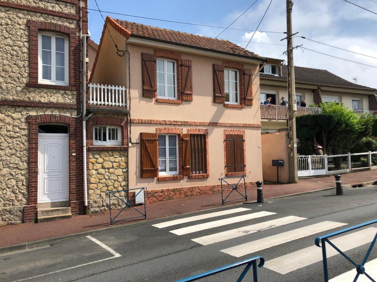 Casa Parcului Villa Villers-sur-Mer Exteriör bild